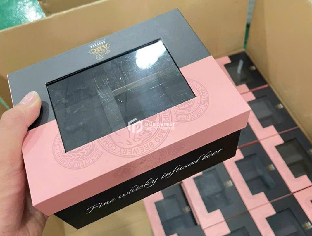 hộp có cửa sổ